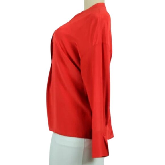 VINCE. Silk Top Worn by Greenleaf Character Grace Greenleaf (Merle Dandridge) - Picture 4 of 4